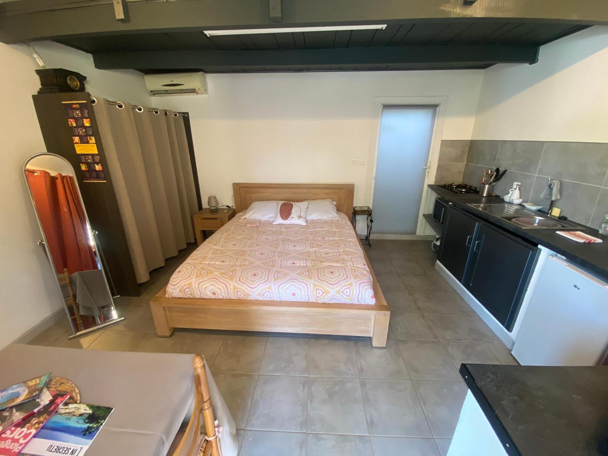 Proche Ajaccio Maisonnette Independante 4 Personnes Au Calme Alata Zewnętrze zdjęcie